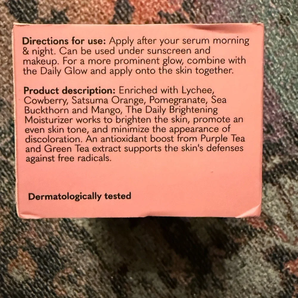 Daily Brightening Moisturizer‎ - Pink